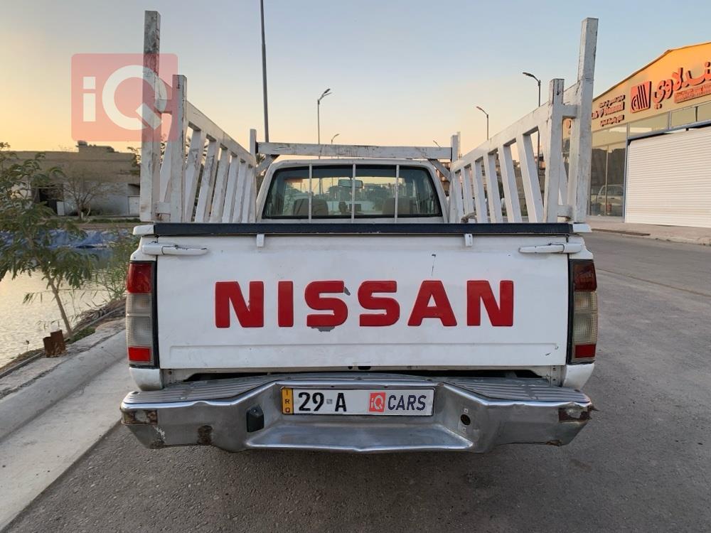 نيسان بيك اب